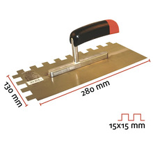Tandspackel med en storlek på 280 gånger 130 millimeter och en tandning på 15 gånger 15 millimeter.