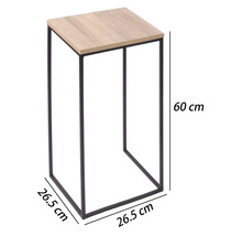 Blomsterbord med träskiva och svart metallram, höjd 60 centimeter, bredd 26,5 centimeter, djup 26,5 centimeter.