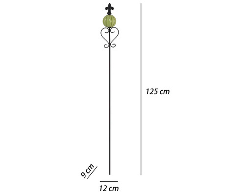 Trädgårdsstav i metall med keramikklot och lilja, höjd 125 centimeter, bredd 12 centimeter, djup 9 centimeter.