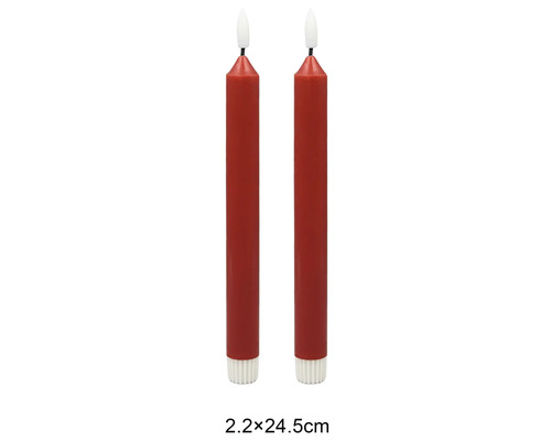Två röda LED-antikljus med vit bas och vit låga, storlek 2,2 gånger 24,5 centimeter.