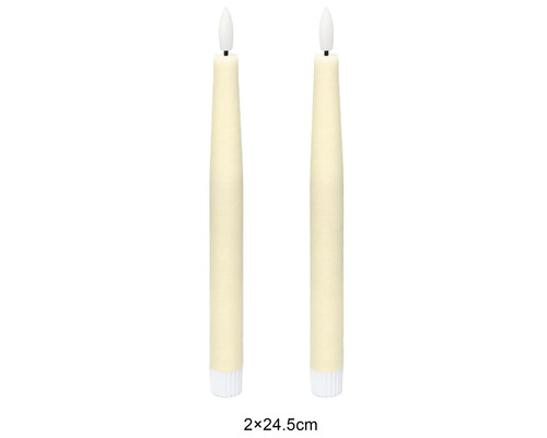 Två LED-kronljus i gräddvitt, höjd cirka 24,5 centimeter.