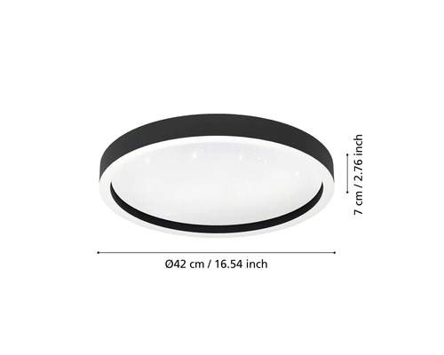 Rund taklampa med en diameter på 42 centimeter och en höjd på 7 centimeter.