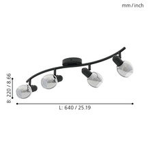 Taklampa med fyra spotlights och dimensioner