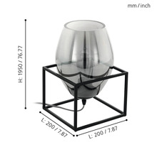 Dekorativ bordslampa med glasskärm och metallfot, höjd 1950 millimeter